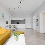 Marynarska Sloneczne Z Ogrodkiem I Parkingiem By Renters