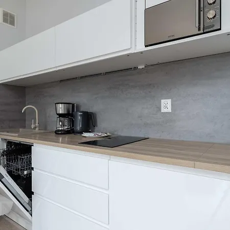 Marynarska Sloneczne Z Ogrodkiem I Parkingiem By Renters *