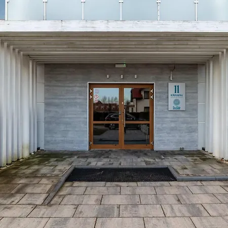 Lejlighed Marynarska Sloneczne Z Ogrodkiem I Parkingiem By Renters *