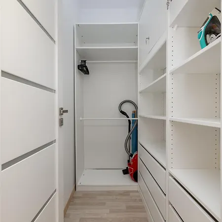 Marynarska Sloneczne Z Ogrodkiem I Parkingiem By Renters * Grzybowo (West Pomeranian)