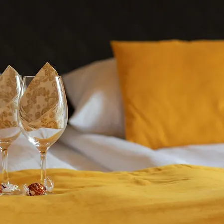 Lejlighed Marynarska Sloneczne Z Ogrodkiem I Parkingiem By Renters