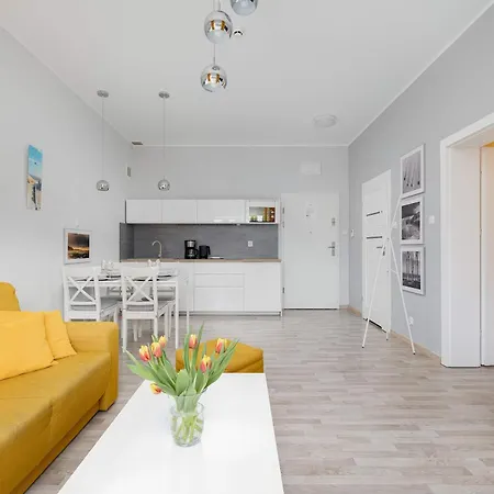 Marynarska Sloneczne Z Ogrodkiem I Parkingiem By Renters