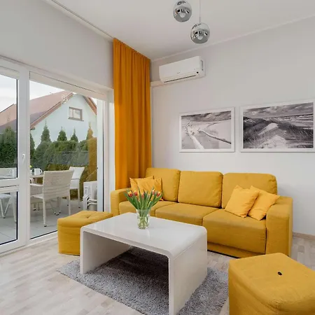 Lejlighed Marynarska Sloneczne Z Ogrodkiem I Parkingiem By Renters *