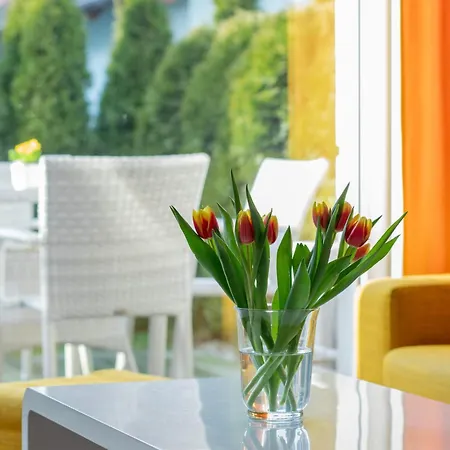 Marynarska Sloneczne Z Ogrodkiem I Parkingiem By Renters