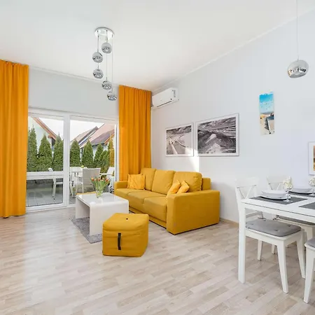 Lejlighed Marynarska Sloneczne Z Ogrodkiem I Parkingiem By Renters
