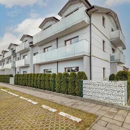 Marynarska Sloneczne Z Ogrodkiem I Parkingiem By Renters